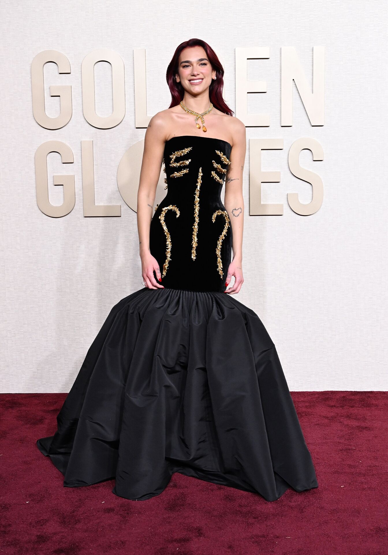 Dua Lipa at the 81st Golden Globe Awards held at the Beverly Hilton Hotel on January 7, 2024 in Beverly Hills, California. *Editorial Use Only* CAP/HFPA/PLF HFPA via Capital Pictures