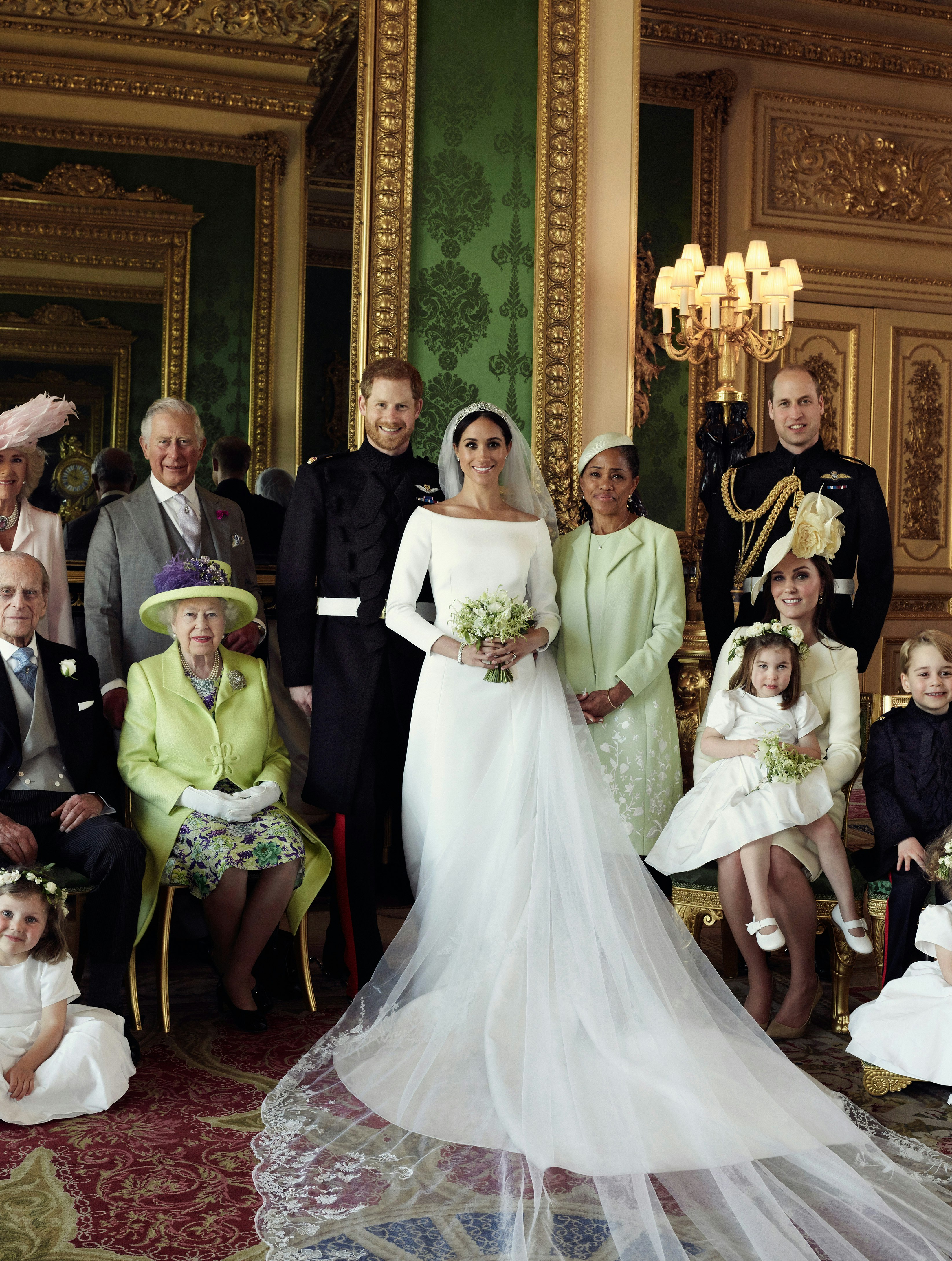Se de officielle bryllupsbilleder af Prins Harry og Meghan Markle