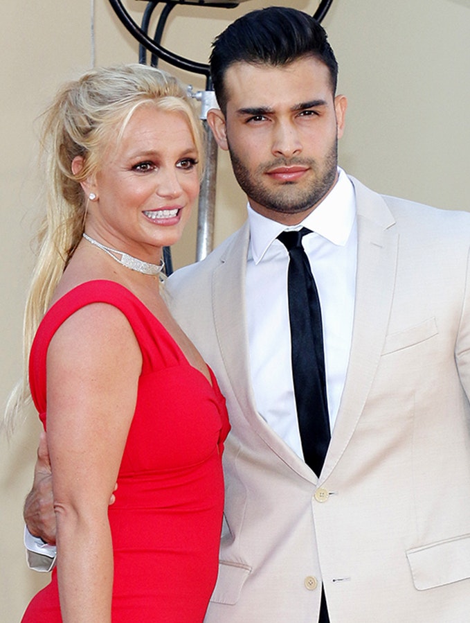 Britney Spears er forlovet med Sam Asghani
