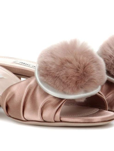 Ugens ELLEment - Fluffy slippers