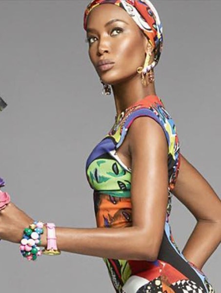 Versace hylder grundlæggeren med ny supermodel-kampagne