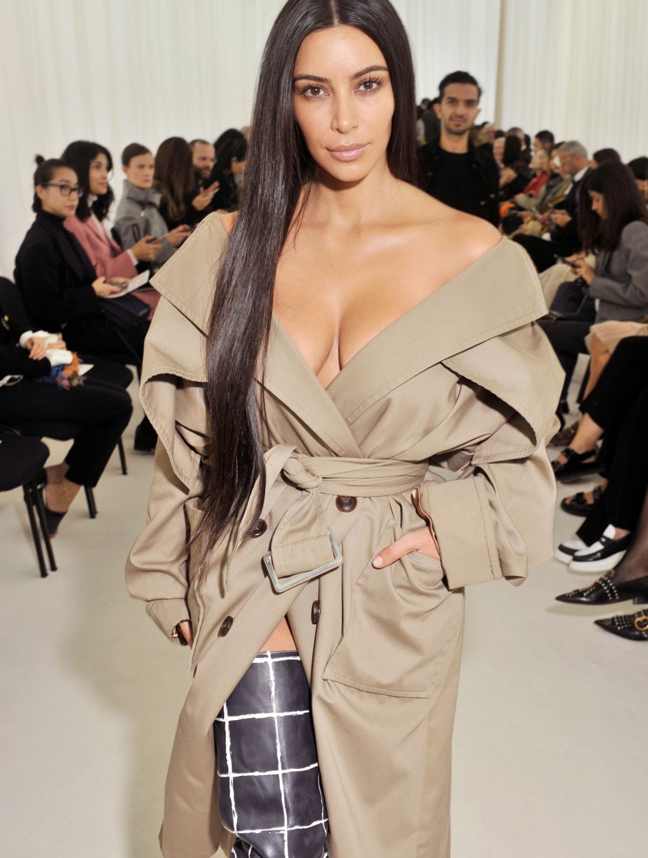 Kim Kardashian West vender tilbage med ny personlig video