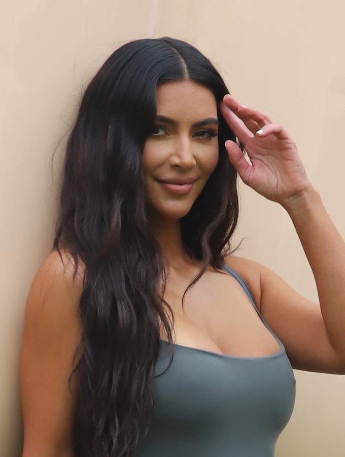 Kim Kardashian spottet i dansk badetøj 