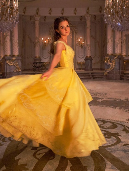 Se Emma Watsons Dior ‘Belle'-kjole blive tegnet