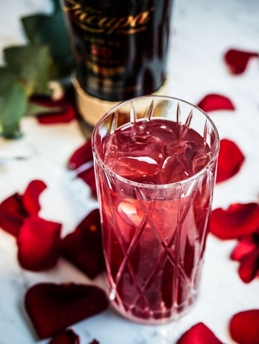 Her er den perfekte cocktail til Valentinsdag
