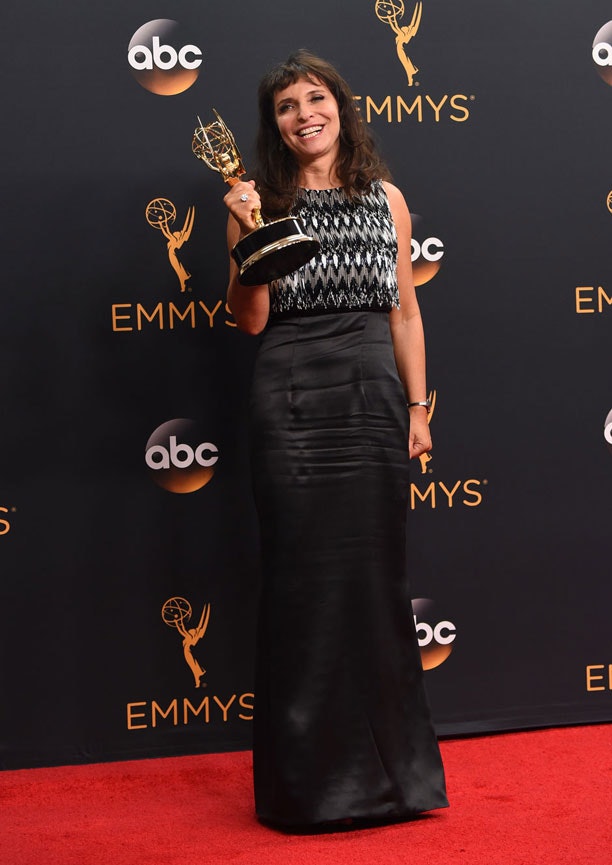 De bedste looks fra den røde løber til Emmy Awards 2016 