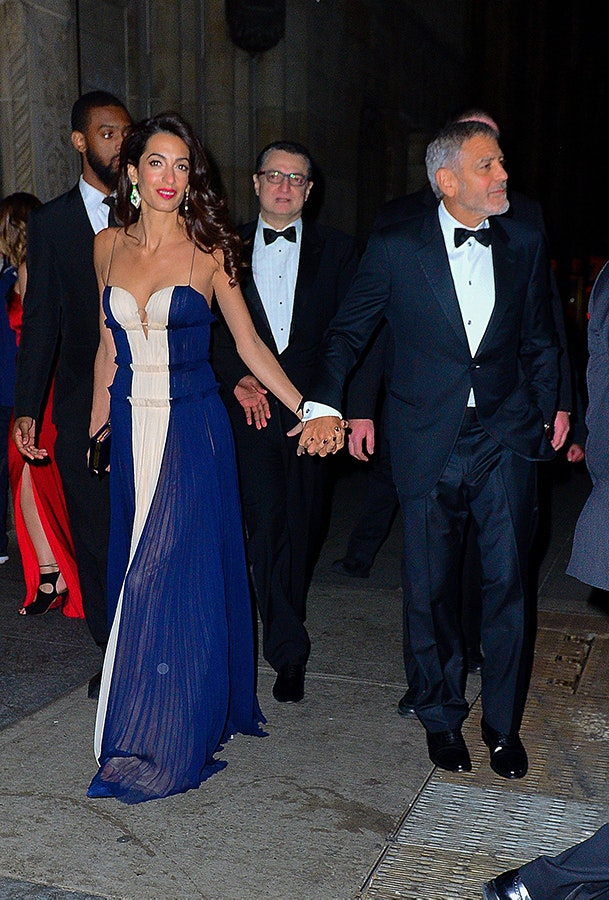 Amal og George Clooney på den røde løber