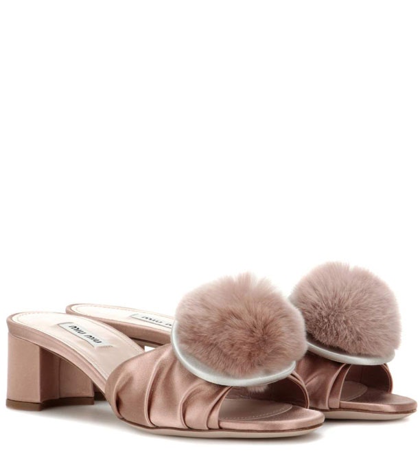Ugens ELLEment: Fluffy slippers