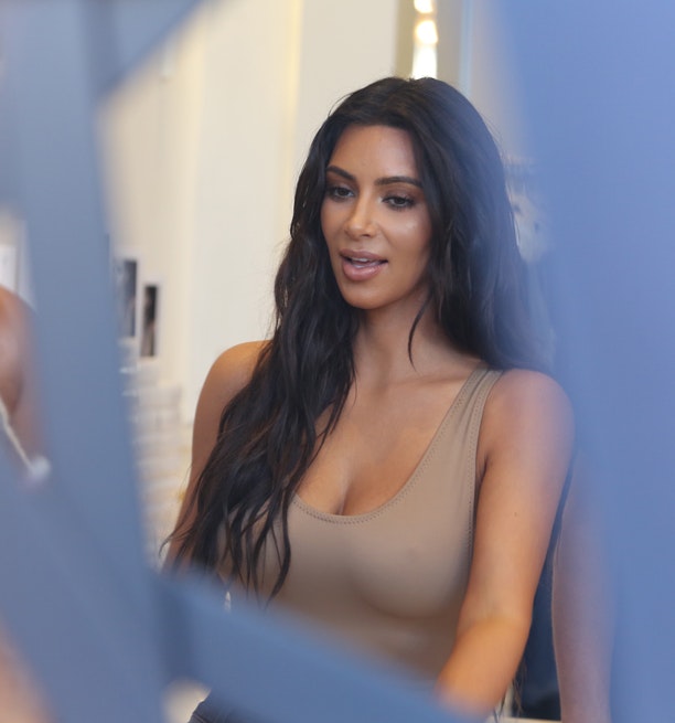 Engang drømte Kim Kardashian om at blive skolelære (og 14 andre fun facts om verdens bedst betalte reality-stjerne)