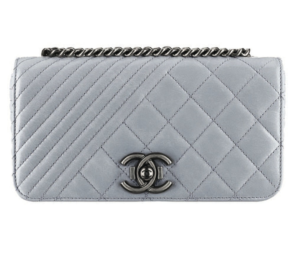 Grå lædertaske fra Chanel, 16.500 kr.