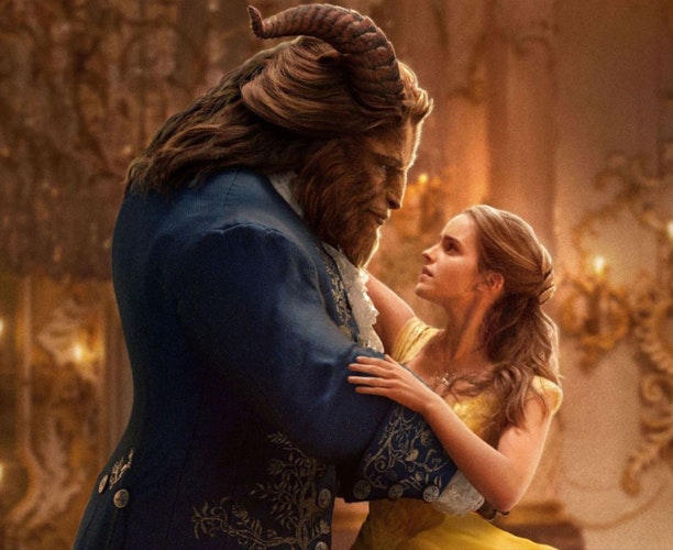 Disney offentliggør otte eventyrlige billeder fra forårets kærlighedsfilm Skønheden og Udyret